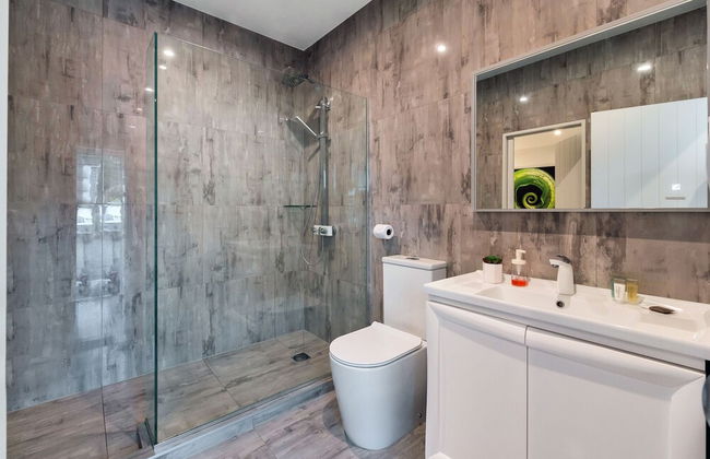Elegant and Stylish Retreat in Epsom - Foto 49