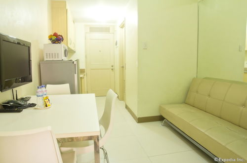 Foto 21 - Airport Apartments Manila
