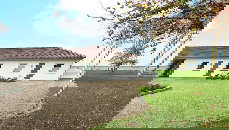 Foto 1 - 3 Person Holiday Home in Bogense