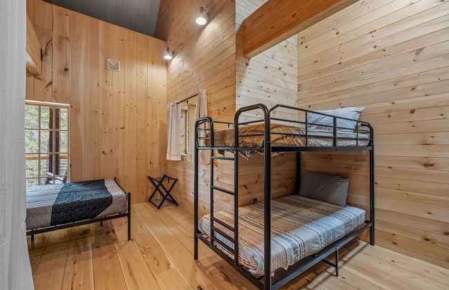 Ski Cabin w Hot Tub Gas Fireplace Near Cranmore - Foto 32