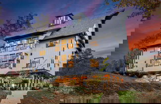Foto 1 - The Grand on Greenbay-7 Bedrooms Sleeps 21 Modern new Build