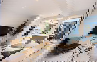 Photo 1 - The Maida Hill Place - Homely 3bdr With Patio and Study Room