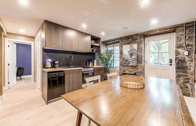 Beautiful Vieux Quebec 2 Bed Apt - Foto 11