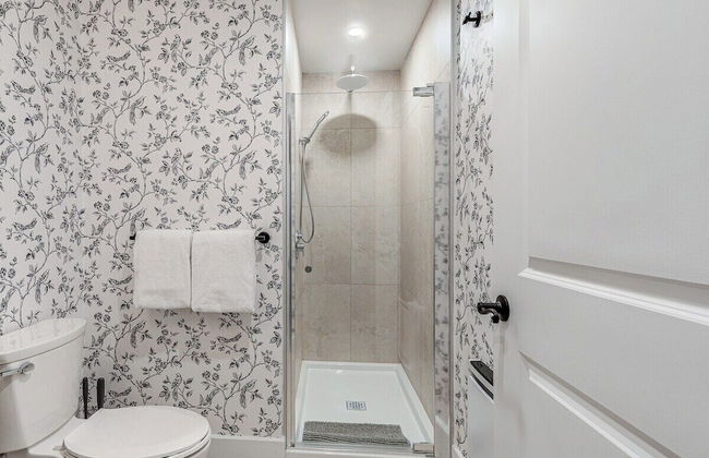 Beautiful Vieux Quebec 2 Bed Apt - Foto 16