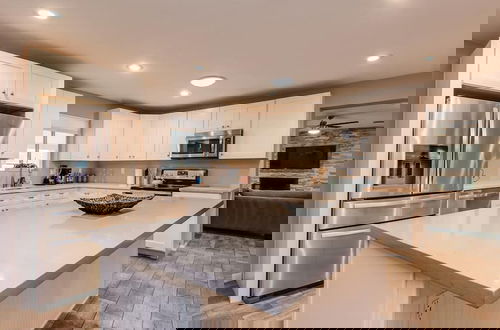 Foto 7 - Modern Chic Old Town Scottsdale Home W/pool & Gym!