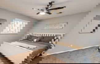 Foto 2 - Modern Chic Old Town Scottsdale Home W/pool & Gym!