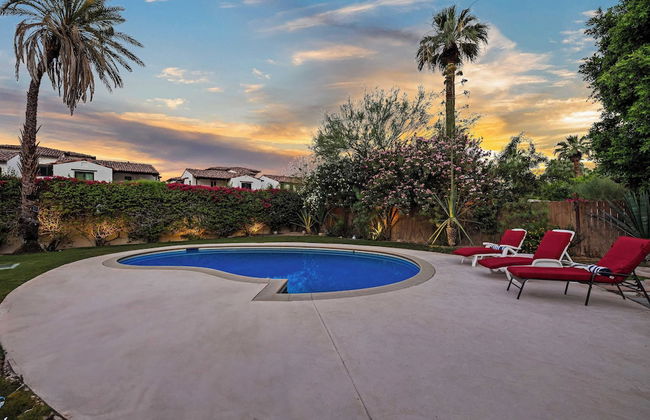 Dandelion by Avantstay Pool, 0.2mi to Downtown! - Foto 36