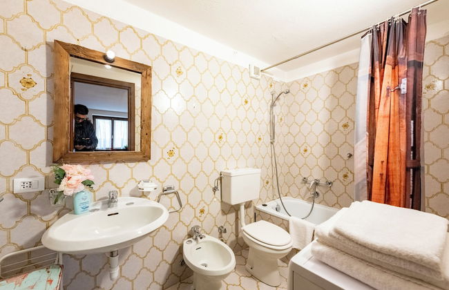 Graceful Apartment In Courmayeur - Photo 11