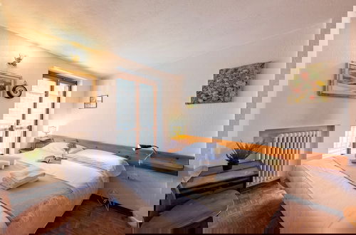 Foto 2 - Graceful Apartment In Courmayeur