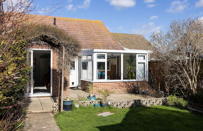 Seaside Retreat - Five Minutes to Beach Village - Foto 25