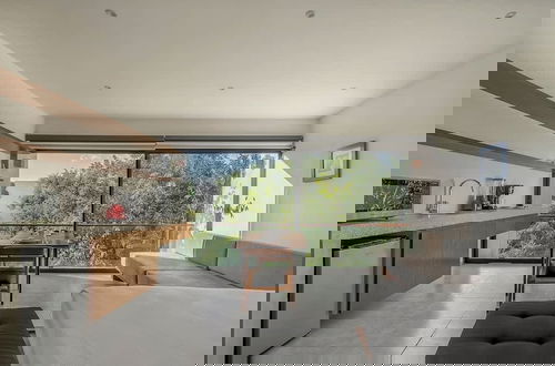 Foto 15 - Studio With Great Rooftop Pool