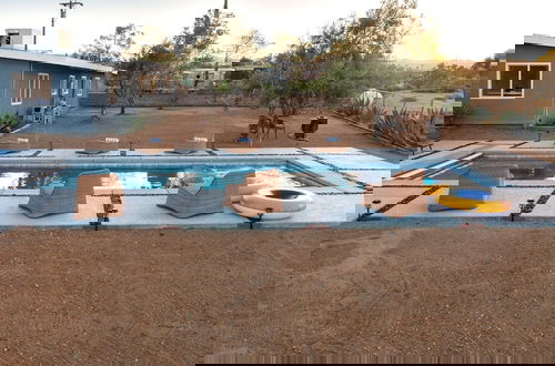 Photo 35 - Sunset Grove by Avantstay New Pool Desert Views