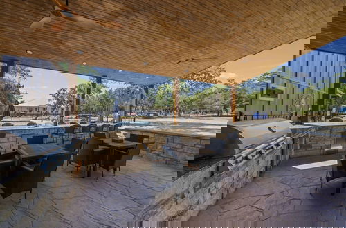Foto 49 - Luxury Retreat for 28 Terracotta Bliss Getaway