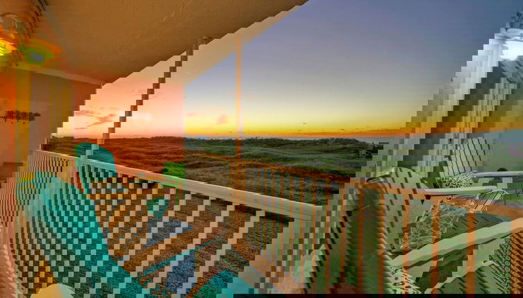Foto 1 - Bubbly Blew by Avantstay Beachfront Condo View