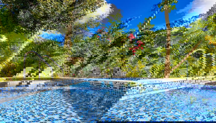 Foto 1 - New Stylish 3BR Villa With Private Pool Terrace