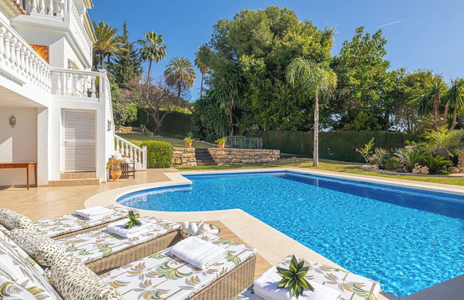 Luxury Family Escape Golf & Pool Retreat - Photo 24