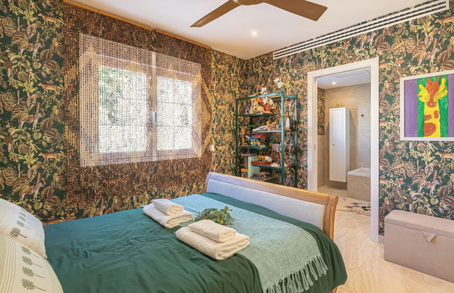 Luxury Family Escape Golf & Pool Retreat - Photo 4