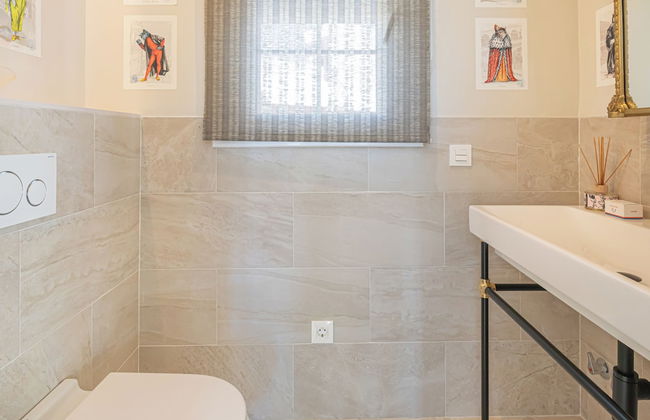 Luxury Family Escape Golf & Pool Retreat - Photo 20