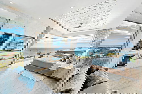 Foto 14 - Luxury Villa: Hot Tub: Ocean Views: Fully Staffed