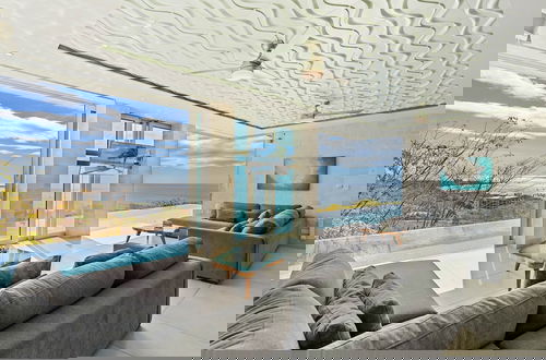 Foto 9 - Luxury Villa: Hot Tub: Ocean Views: Fully Staffed