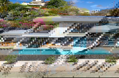 Foto 1 - Luxury Villa: Hot Tub: Ocean Views: Fully Staffed