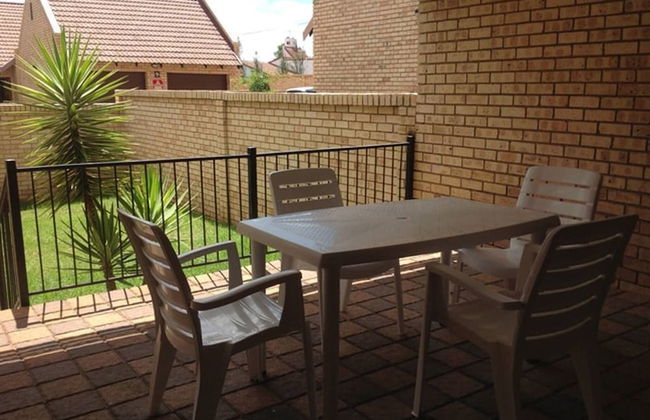Fully Furnished Monthly Stay in Pentagon Park - Foto 6