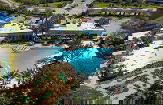 Foto 2 - Cozy 3Bd With Free Waterpark at Festival Resort 733