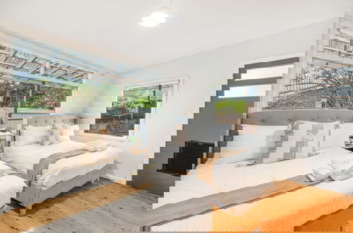 Foto 4 - StayAU 4BRM Charming Home in Mt Colah