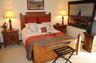 Photo 2 - Seven Springs 2 Bedroom Standard Condo, Sleeps 10! by RedAwning - Save 10% on 3 Nights, 15% on 5 Nights!