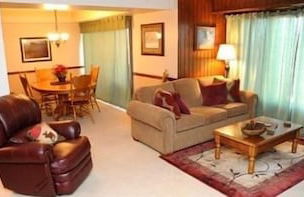 Photo 1 - Seven Springs 2 Bedroom Standard Condo, Sleeps 10! by RedAwning - Save 10% on 3 Nights, 15% on 5 Nights!