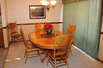 Photo 19 - Seven Springs 2 Bedroom Standard Condo, Sleeps 10! by RedAwning - Save 10% on 3 Nights, 15% on 5 Nights!