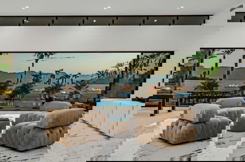 Foto 34 - Luxury Indio Villa w/ Exclusive Amenities Pool, Hot Tub, Spa, Firepit,
