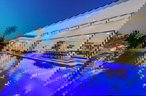 Foto 19 - Luxury Indio Villa w/ Exclusive Amenities Pool, Hot Tub, Spa, Firepit,