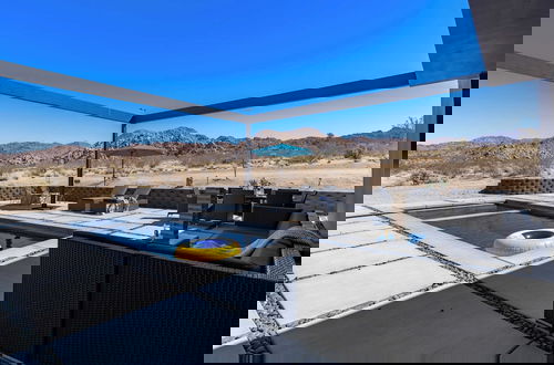 Foto 22 - Luxe Modern Escape w/ Pool, Hottub, Firepit, Desert View Obsidian by Avantstay