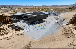 Foto 1 - Luxe Modern Escape w/ Pool, Hottub, Firepit, Desert View Obsidian by Avantstay