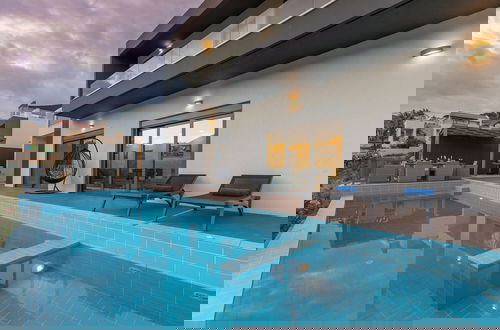 Photo 20 - Villa Bali With Private Pool