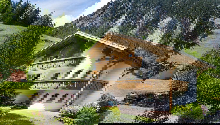 Photo 1 - Haus Alvier - 3-zimmer Fewo Rothorn mit Terrasse