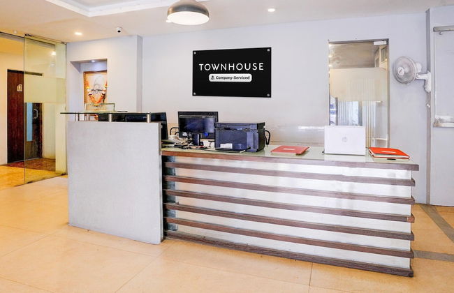 Elegant Stays at The Unicontinental Khar Mumbai - Foto 3