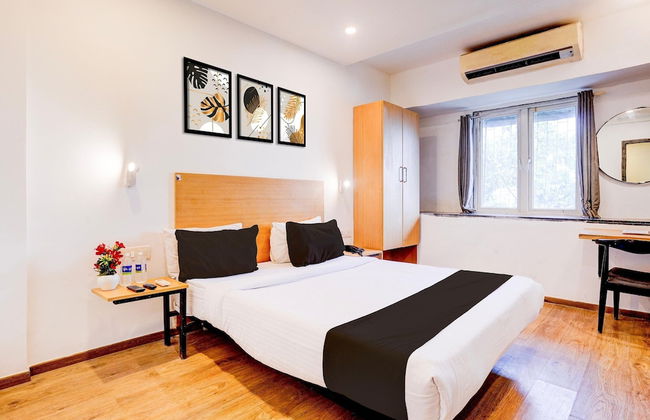 Elegant Stays at The Unicontinental Khar Mumbai - Foto 22