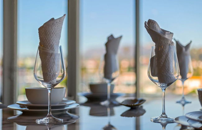 Luxury 2BR Hollywood Sign View by Oneluxstay - Photo 16