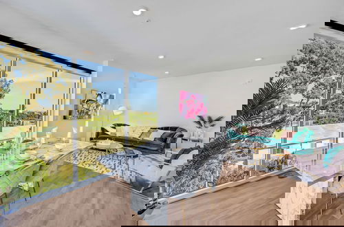 Foto 1 - Luxury 2BR Hollywood Sign View by Oneluxstay