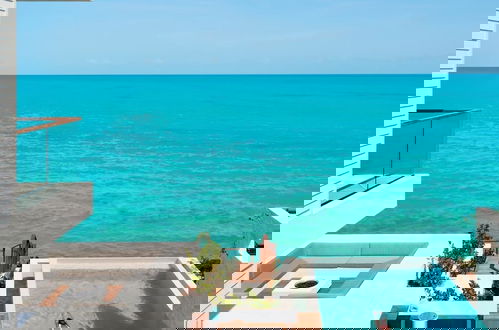 Foto 1 - Oceanfront Luxury Villa Infinity Pool w Slide