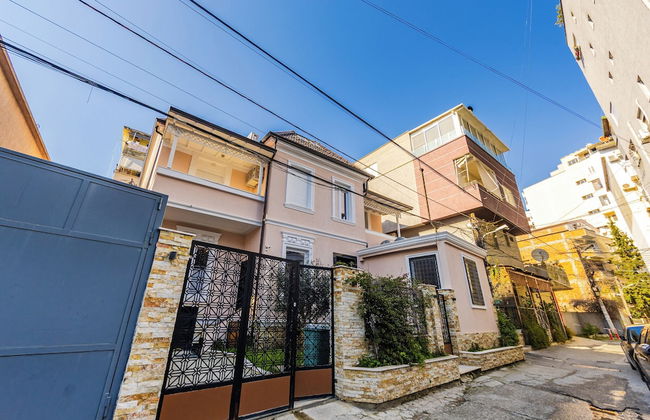 Authentic Villa Apartment - Foto 1
