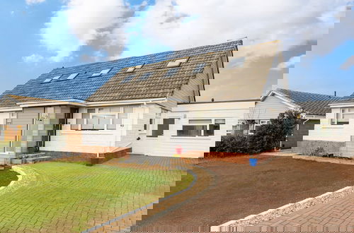 Foto 2 - Sea Breeze Your Coastal Sanctuary in Sandown