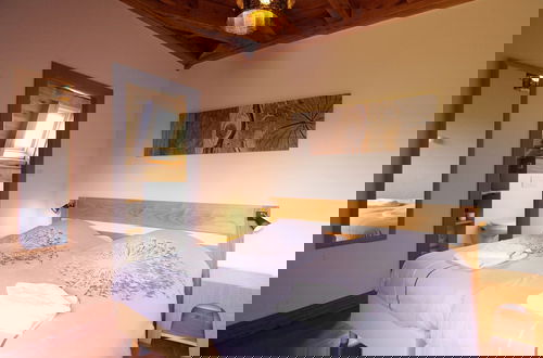 Foto 10 - Luxury Villa With Pool, Panoramic Views