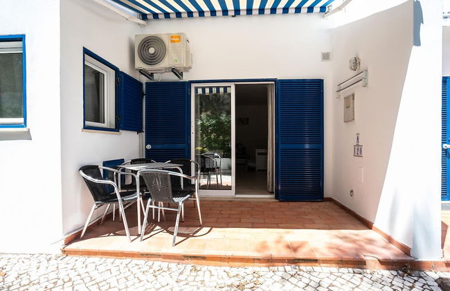 Nice Terrace and Pool Alvor Flat - Photo 13