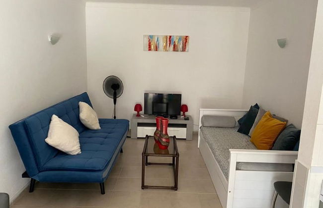 Nice Terrace and Pool Alvor Flat - Photo 5