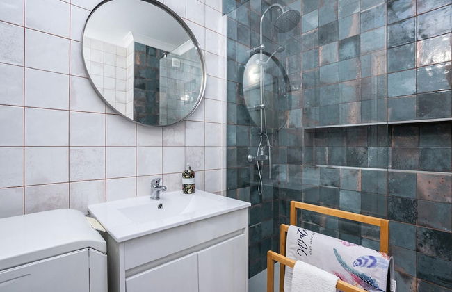 Nice Terrace and Pool Alvor Flat - Photo 21