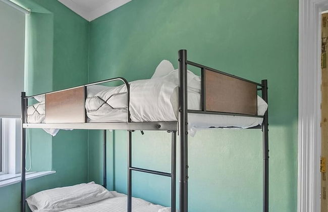 Admiralty Retreat by Pureserviced - Foto 10