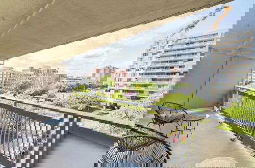 Foto 22 - Immerse Yourself in This Beatiful Apt